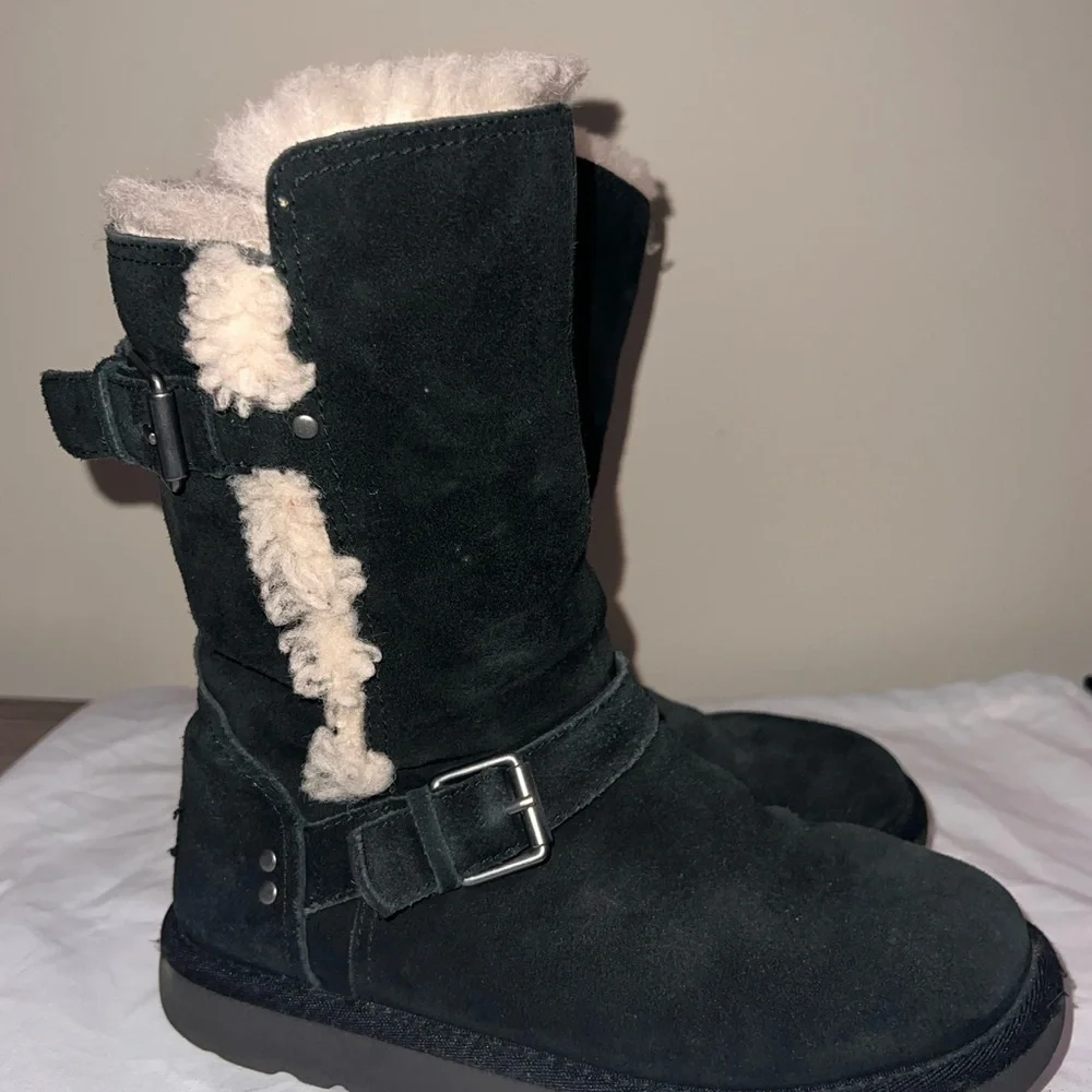 UGG Junior Size 3  Black Suede Boots